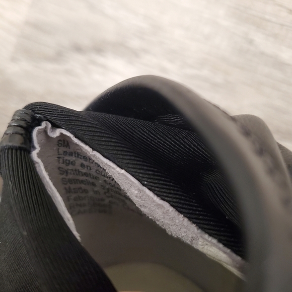 NEW 1901 Black Leather Ankle Boot - Picture 3 of 6